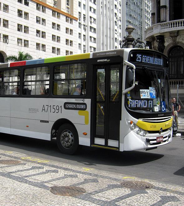 Motoristas e cobradores fazem paralisação (Divulgação)