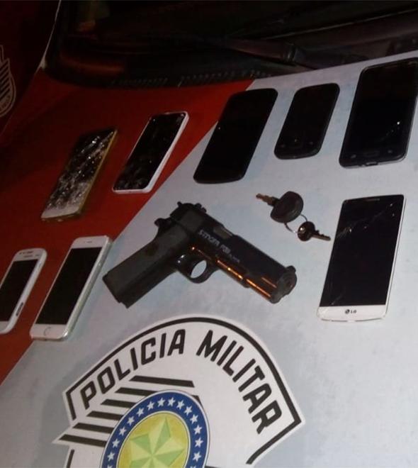 Bandidos fazem arrastão em terminal de ônibus (Divulgação)