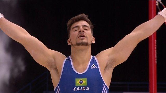 O ginasta brasileiro somou 13,900 pontos em sua apresentação pela contagem dos juízes (Reprodução)
