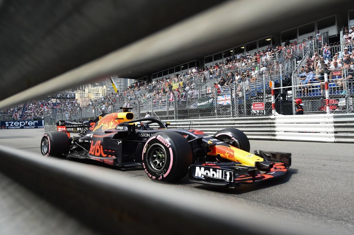 Ricciardo faz melhor tempo em treino livre (AFP)