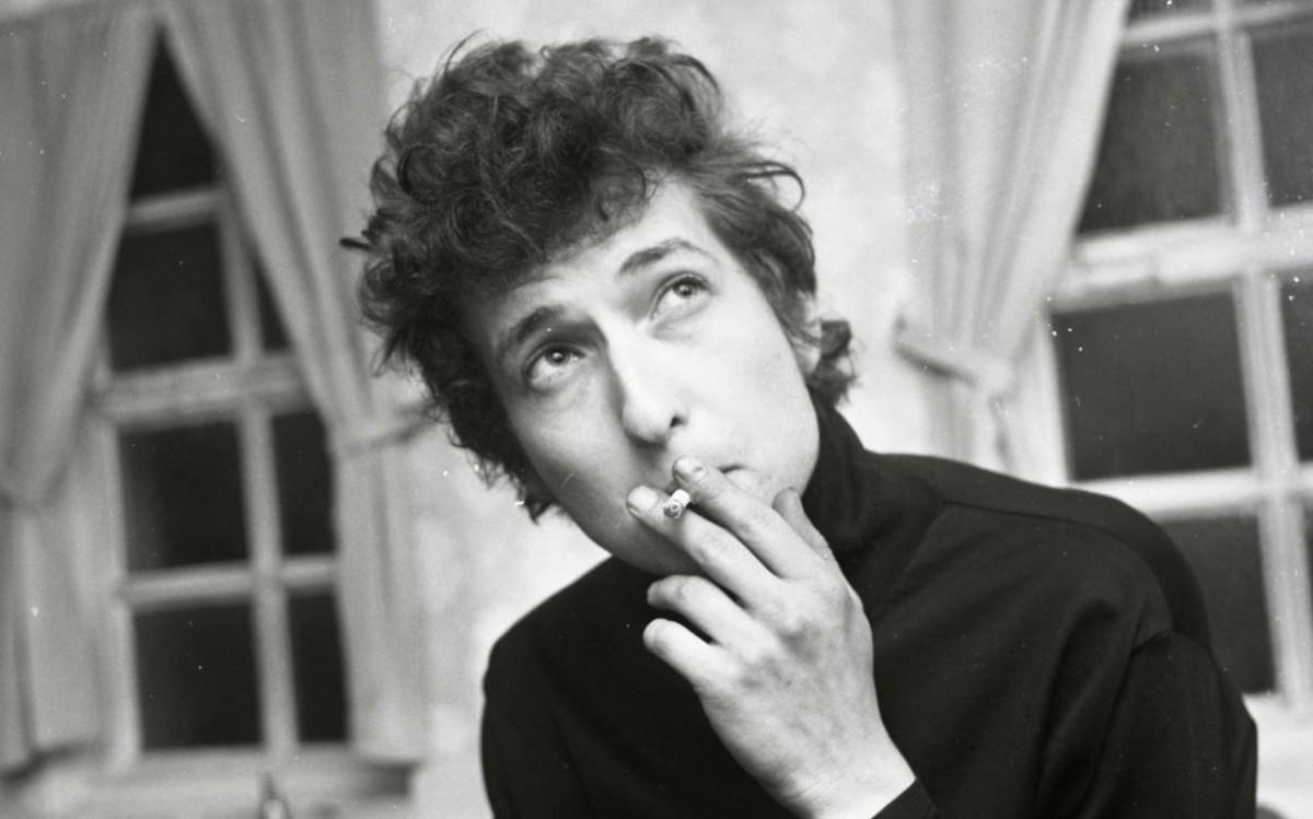 Guitarra usada por Bob Dylan, Eric Clapton e George Harrison foi leilolada por US$ 495.000,00 (Getty Images)