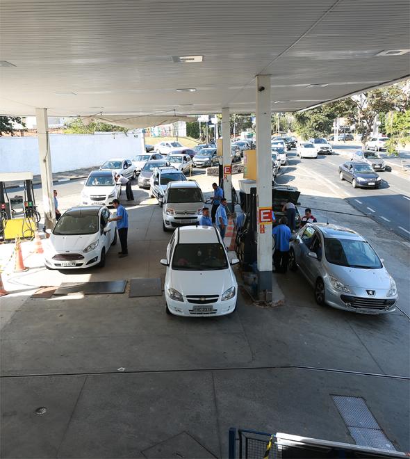 Coleta de lixo pode ser suspensa em Campinas (Leandro Ferreira)