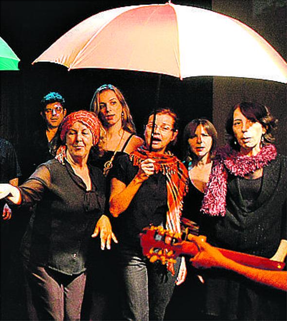 Com novo espetáculo coro dá continuidade à trilogia que se encerrou com Nóis da Chuva de 2013 (Divulgação)