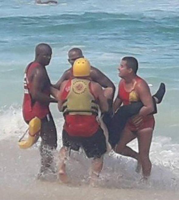 Uma pessoa morre e 3 ficam feridas em queda de helicóptero na zona oeste do Rio (Divulgação)