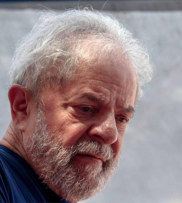 PT tenta 'tirar' pré-campanha da prisão (Divulgação)