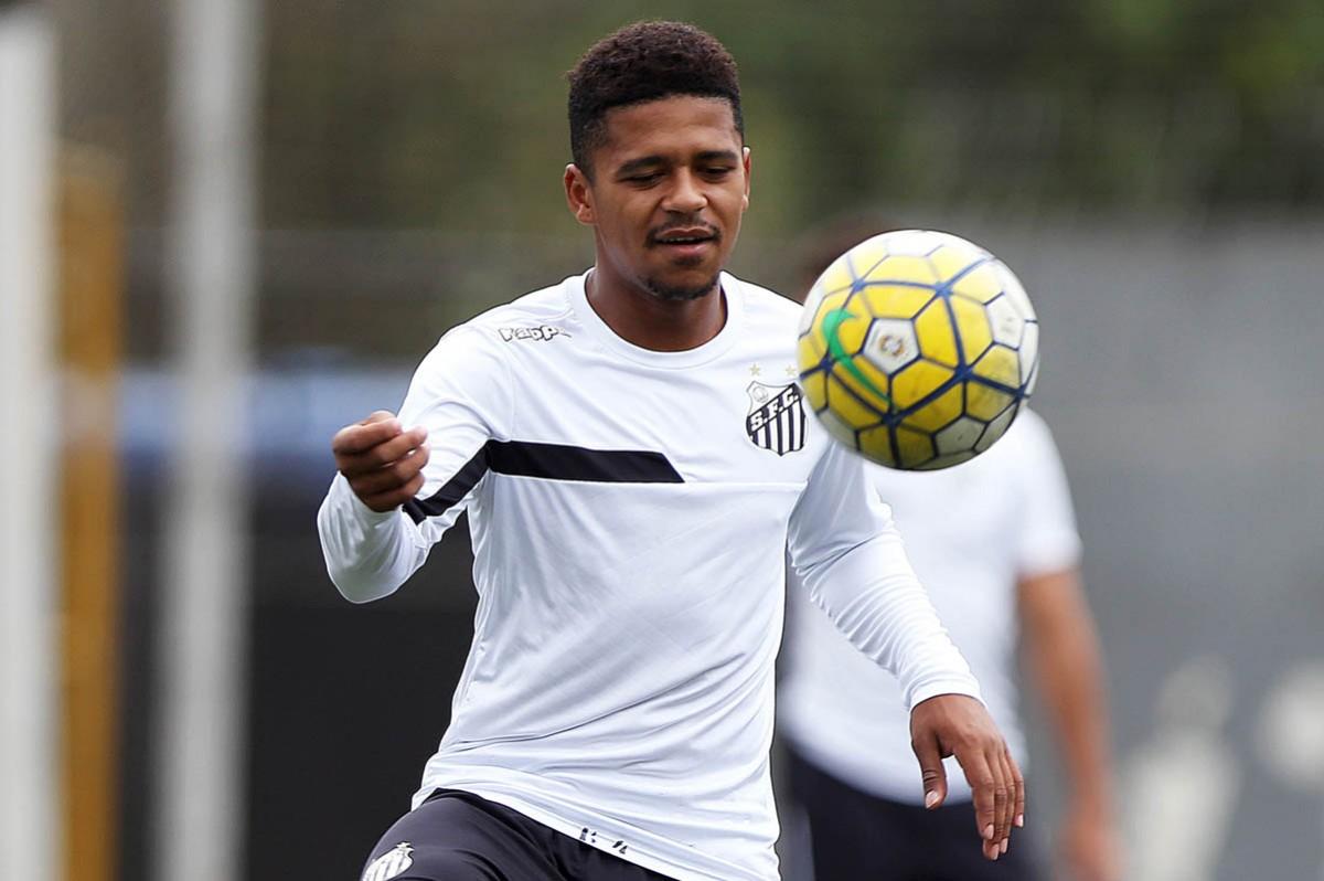 Atacante Diogo Vitor é flagrado em exame antidoping (Divulgação)