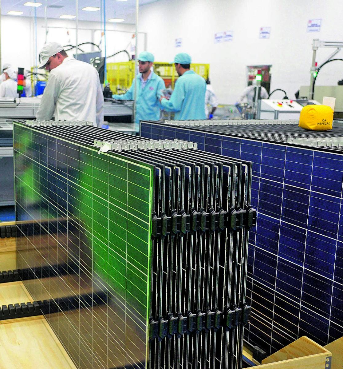 Células fotovoltaicas: BYD se compromete a fundar centro de pesquisas na Universidade Estadual de Campinas (Cedoc/RAC)