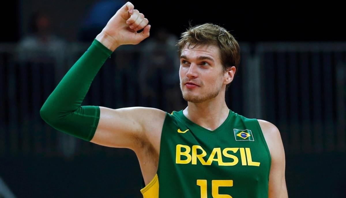 Splitter volta à NBA para trabalhar na comissão técnica do Nets (Divulgação)