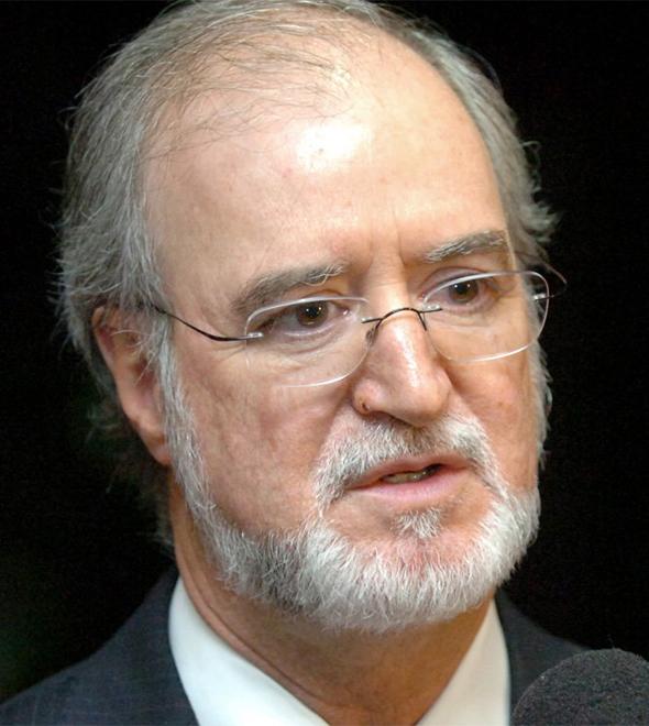 'Que Deus ilumine os desembargadores', diz Azeredo (Divulgação)