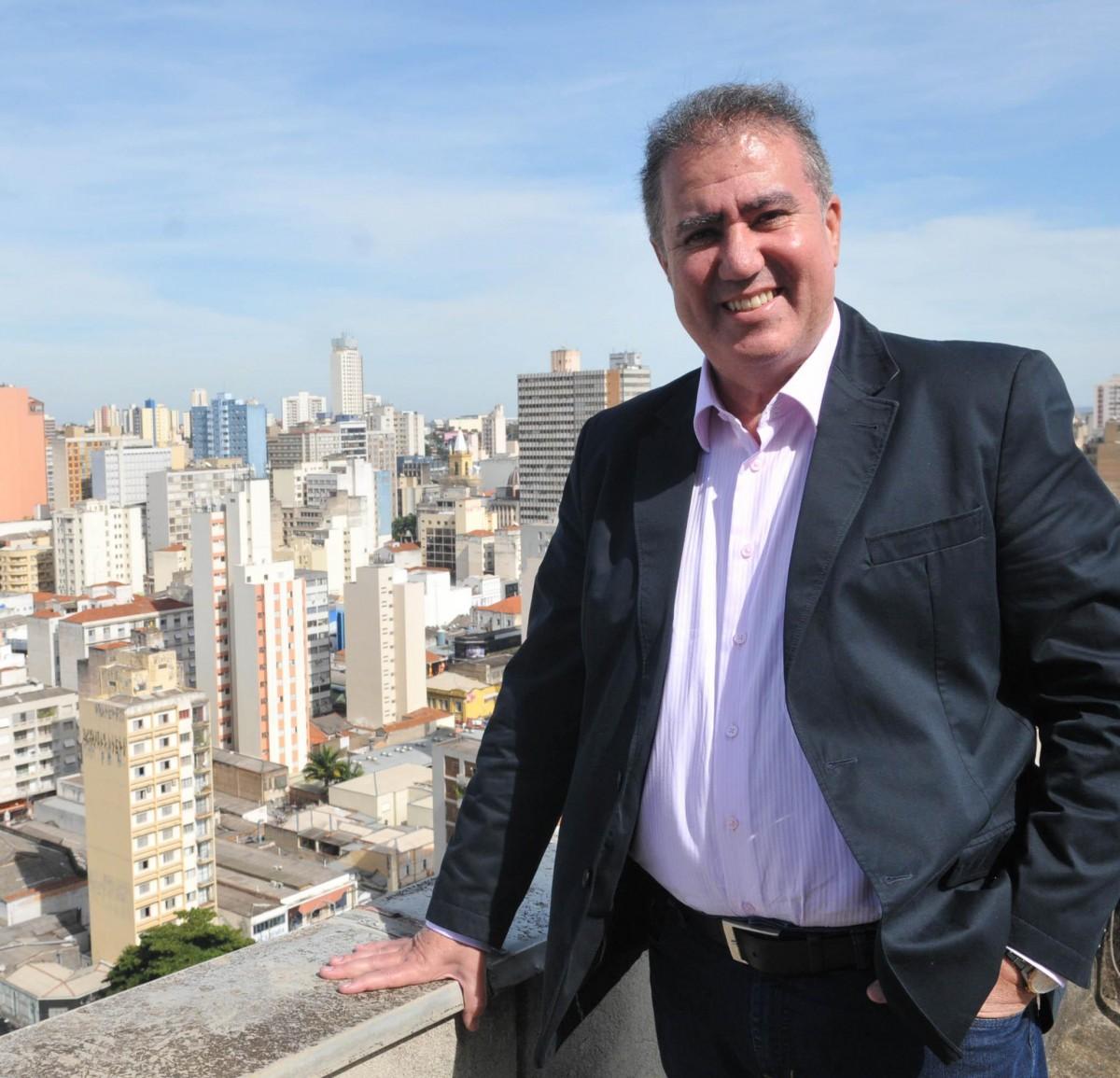 O prefeito Jonas Donizette: proposta de compensação de débitos tributários para abater a dívida com precatórios (Carlos Sousa Ramos/AAN)