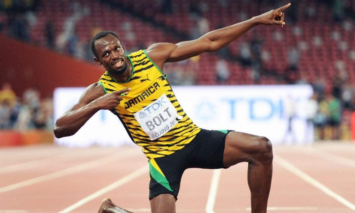 Multicampeão olímpico e mundial e detentor dos recordes das provas dos 100m e 200m, o recém-aposentado Usain Bolt parece que segue levando a sério o seu sonho de se tornar jogador profissional de futebol (AFP)