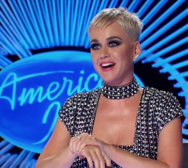 A cena levantou discussões sobre a falta de consentimento para o beijo. (ABC)