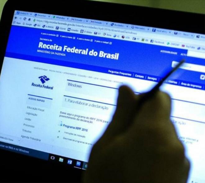 O programa de preenchimento da declaração do Imposto de Renda da Pessoa Física de 2018, ano-base 2017, está disponível no site da Receita Federal. (Divulgação)
