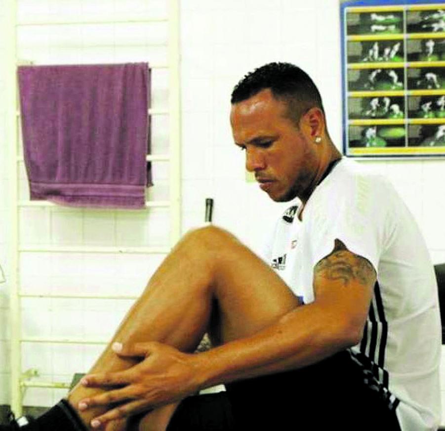 O atacante Luis Fabiano seguirá em recuperação no Moisés Lucarelli: objetivo é disputar o Campeonato Paulista de 2019 pelo clube que o revelou (Ponte Preta Press)