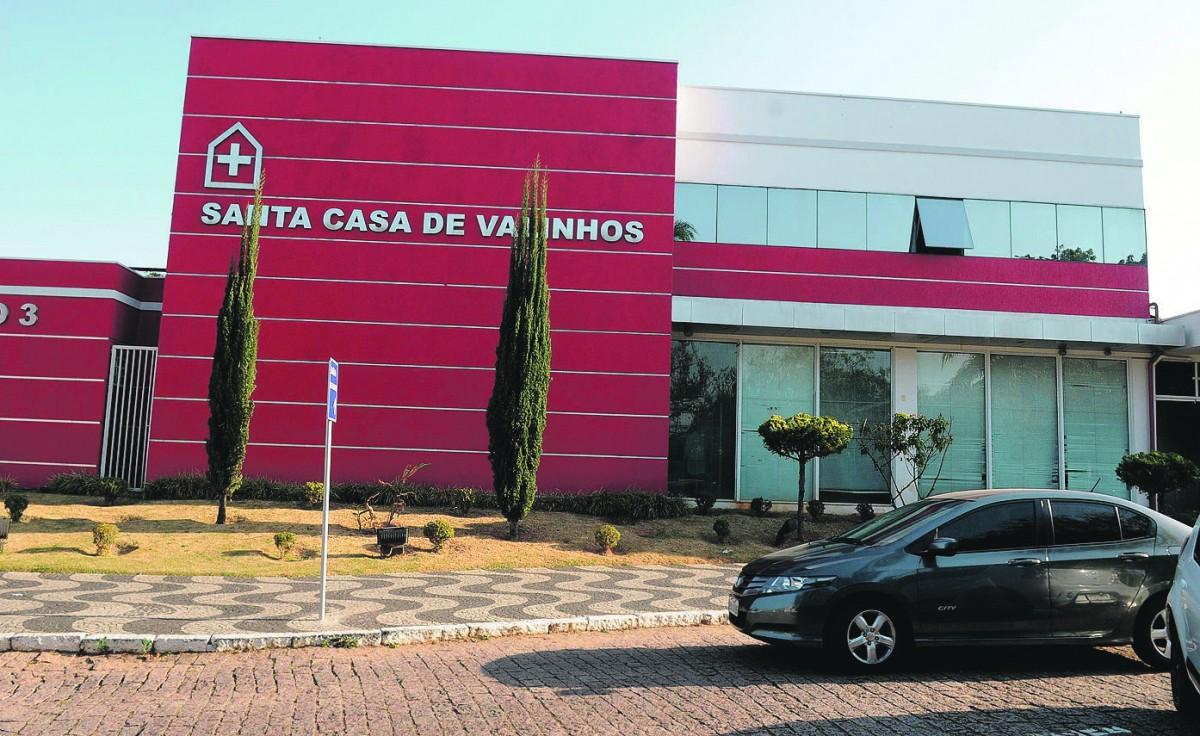 Fachada da Santa Casa de Valinhos, onde estiveram internados os dois pacientes com morte confirmada por febre amarela: alerta segue ligado (Dominique Torquato/AAN)