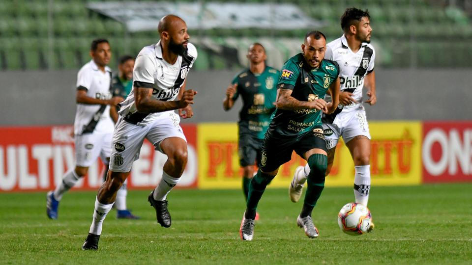 América-MG e Ponte Preta empataram por 1 a 1 no estádio Independência (Mourão Panda/América)