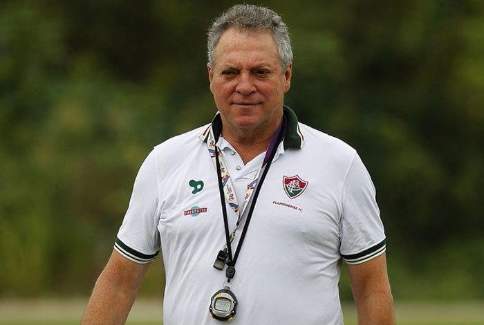 Abel Braga voltou a descartar a possibilidade de deixar o Fluminense (Divulgação)