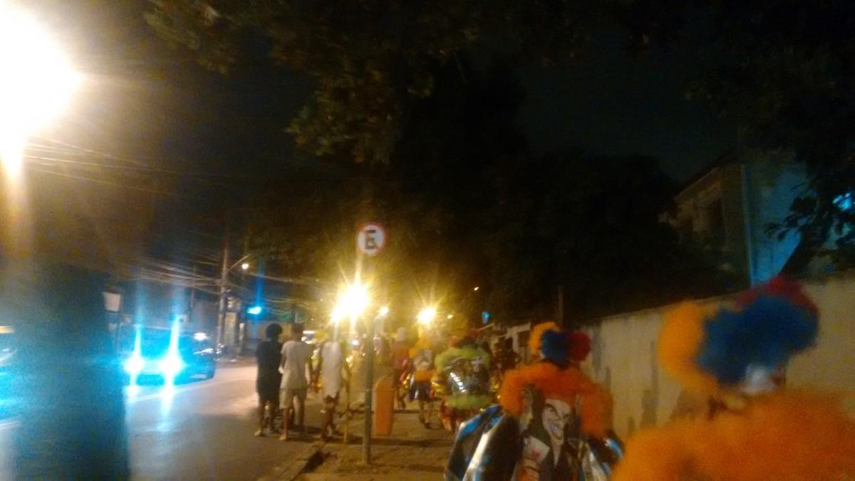 Grupo de bate-bolas é preso por assaltos no Rio (Divulgação)