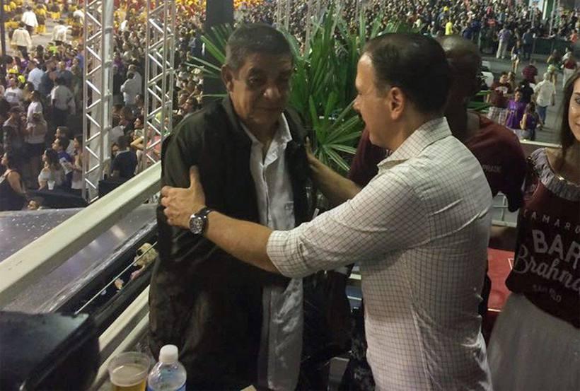 Reação de Zeca Pagodinho ao encontrar Doria no carnaval vira meme (Divulgação)