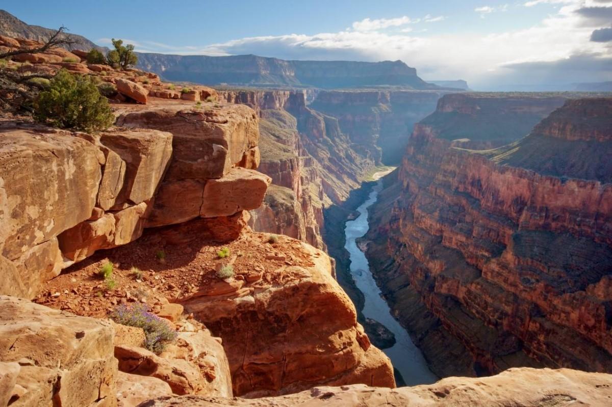 Queda de helicóptero no Grand Canyon deixa três mortos. (Divulgação)