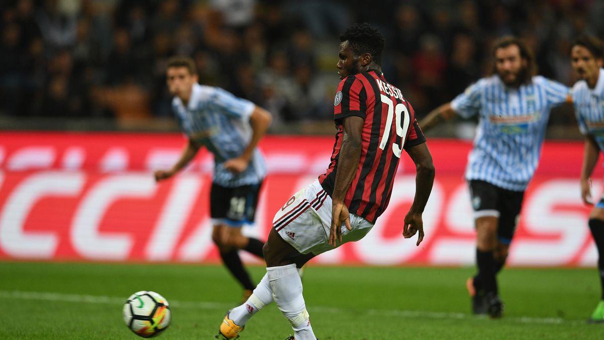 Mesmo jogando fora de casa, pela 24ª rodada do Campeonato Italiano, a equipe contou com uma boa atuação de Patrick Cutrone para golear o SPAL por 4 a 0 (AFP)