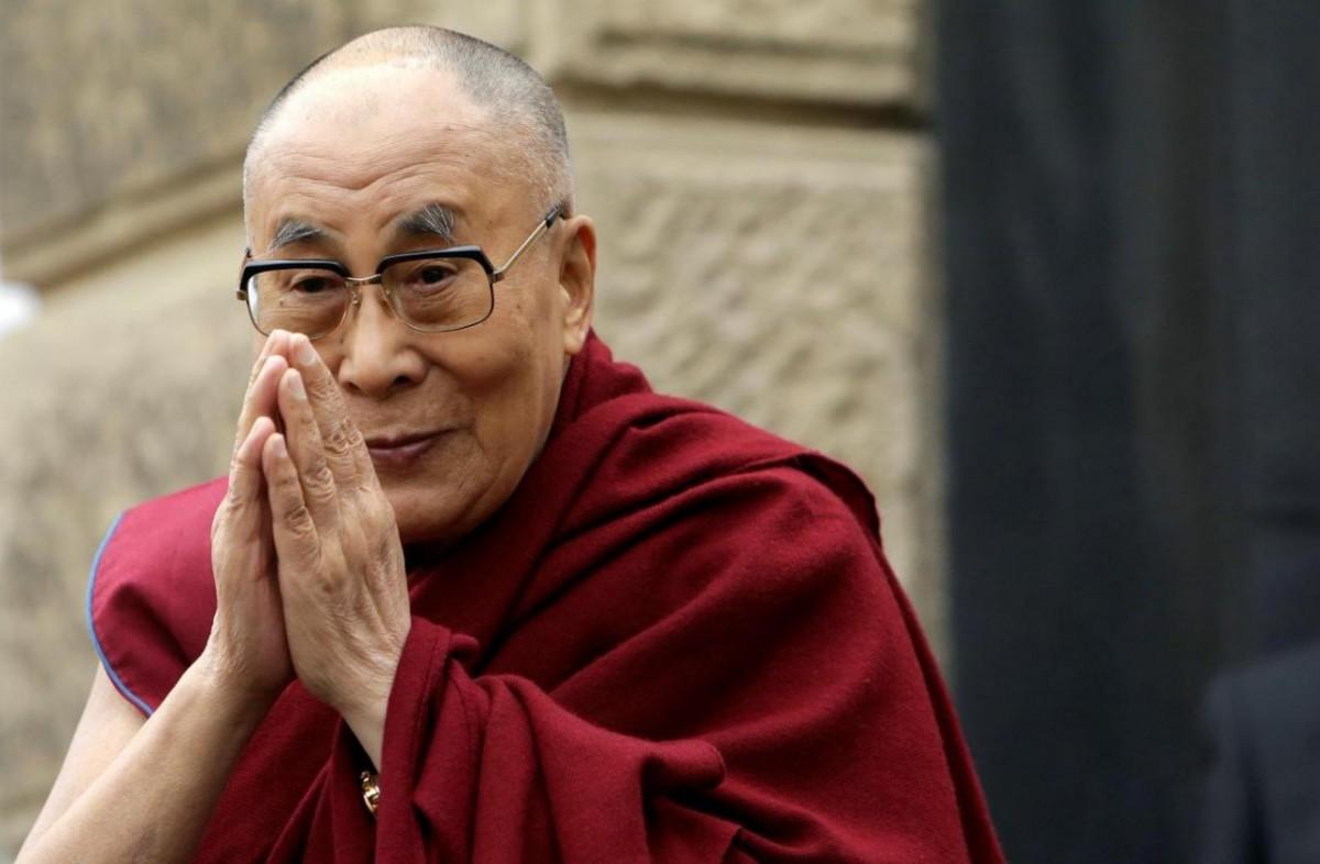 Mercedes-Benz pede desculpas citar Dalai Lama. (Divulgação)