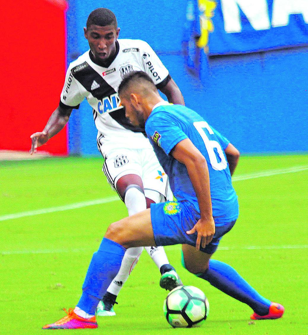   (EDMAR BARROS)