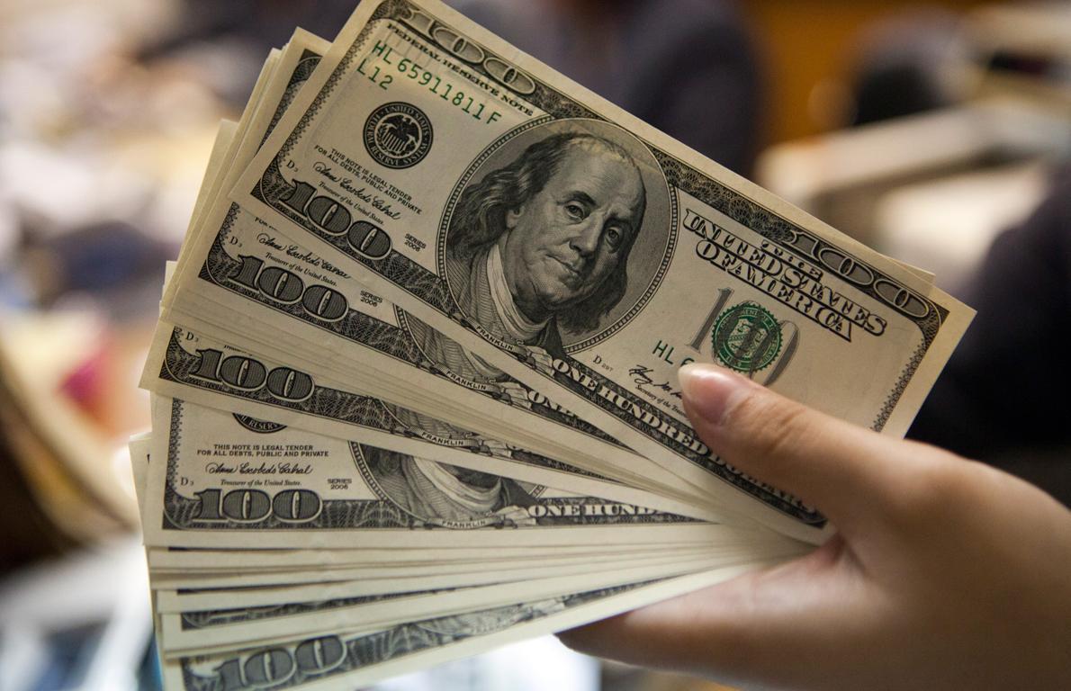 O câmbio doméstico acompanhou o exterior, e a moeda americana subiu para a casa dos R$ 3,16, depois de ter alcançado o patamar de R$ 3,13 no fim da semana passada. (Divulgação)