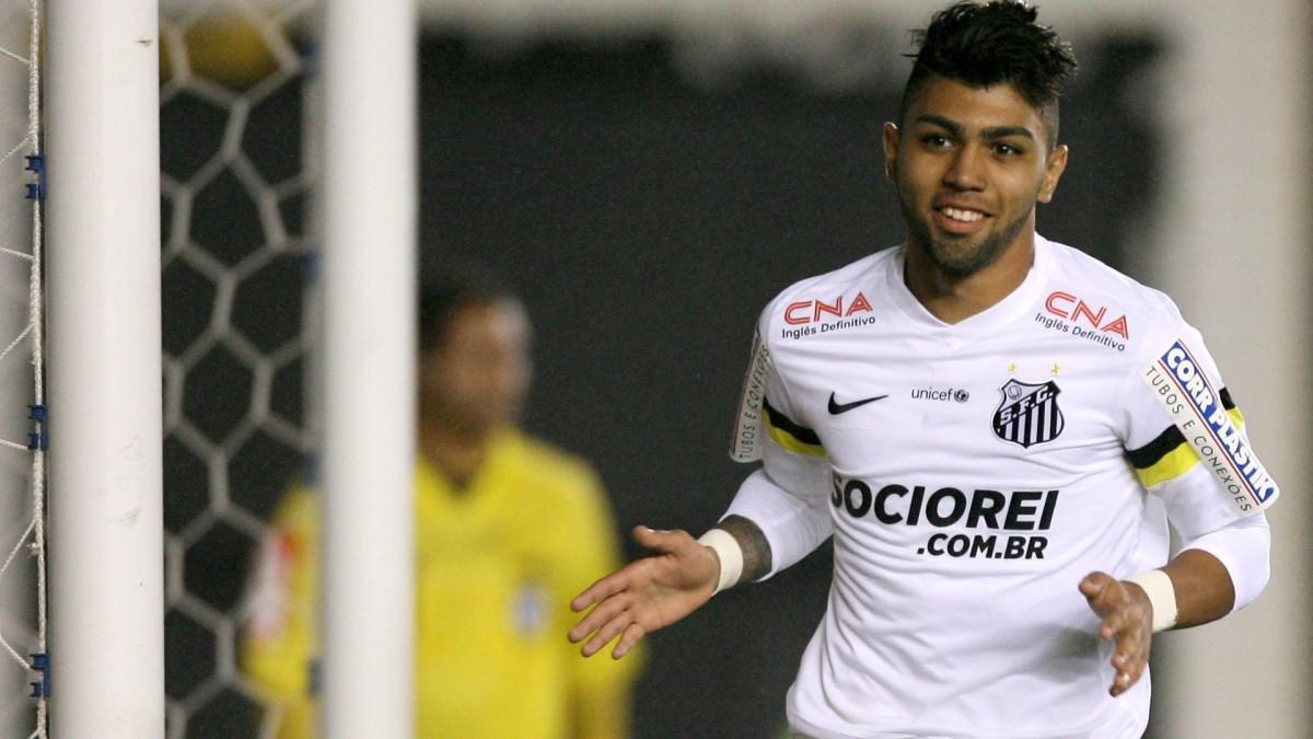 De volta ao Santos após passagens apagadas pela Inter de Milão e o Benfica, Gabriel assinou contrato de empréstimo por um ano (Divulgação)