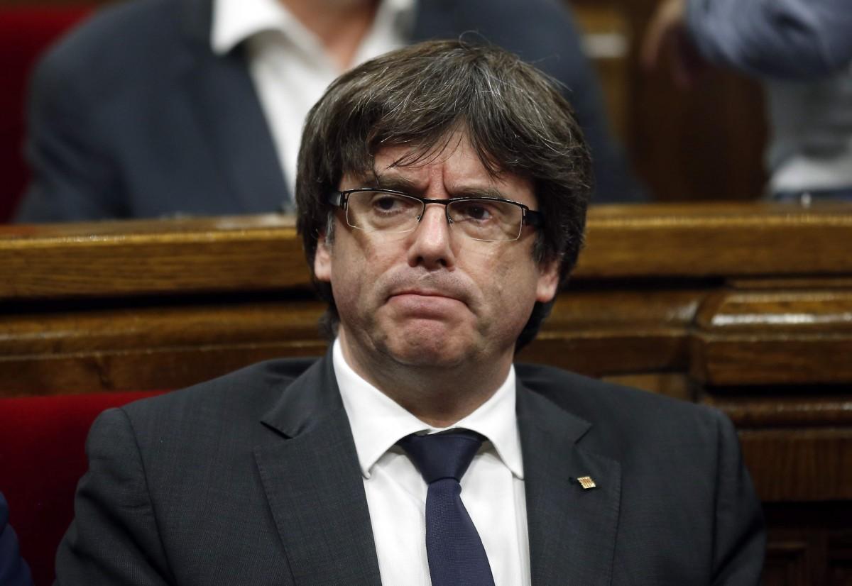 Puigdemont propõe a Rajoy reunião fora da Espanha (Divulgação)