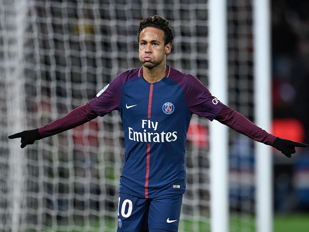 Líder Paris Saint-Germain voltou à sua rotina de vitórias tranquilas no Campeonato Francês neste sábado (AFP)