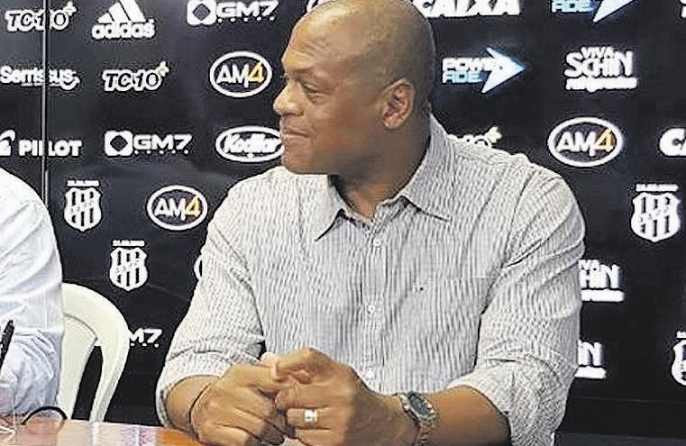 Ronaldão: "Tentamos de várias formas uma rescisão amigável" (Pontepress/ThiagoToledo)