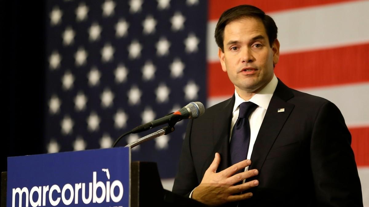 Marco Rubio foi até a Flórida para demitir seu chefe de gabiente, Clint Reed (John Raoux)