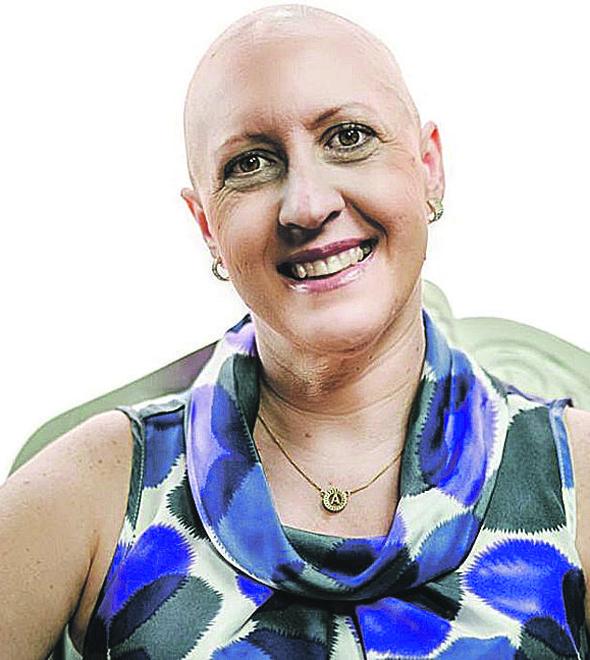 A paciente Adriana Buzetti, de 45 anos, está na reta final das sessões de quimioterapia (Divulgação)