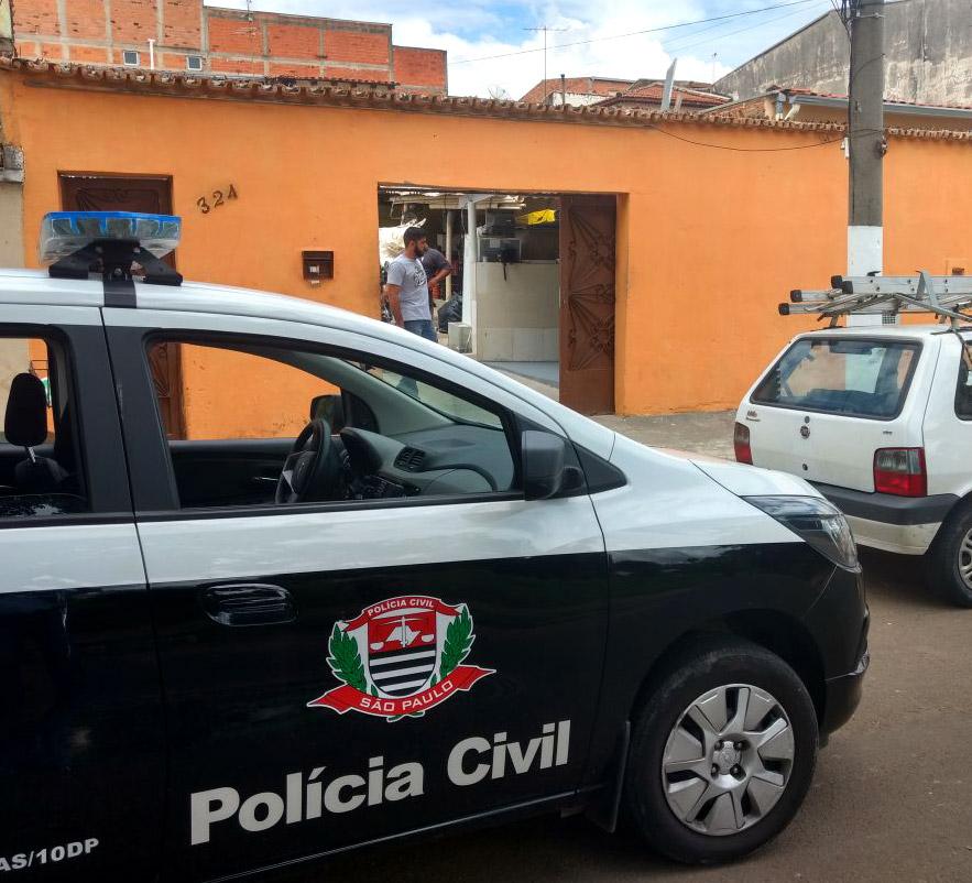 Policiais suspeitam em ação de moradores de rua e dependentes químicos (Divulgação/Polícia Civil)