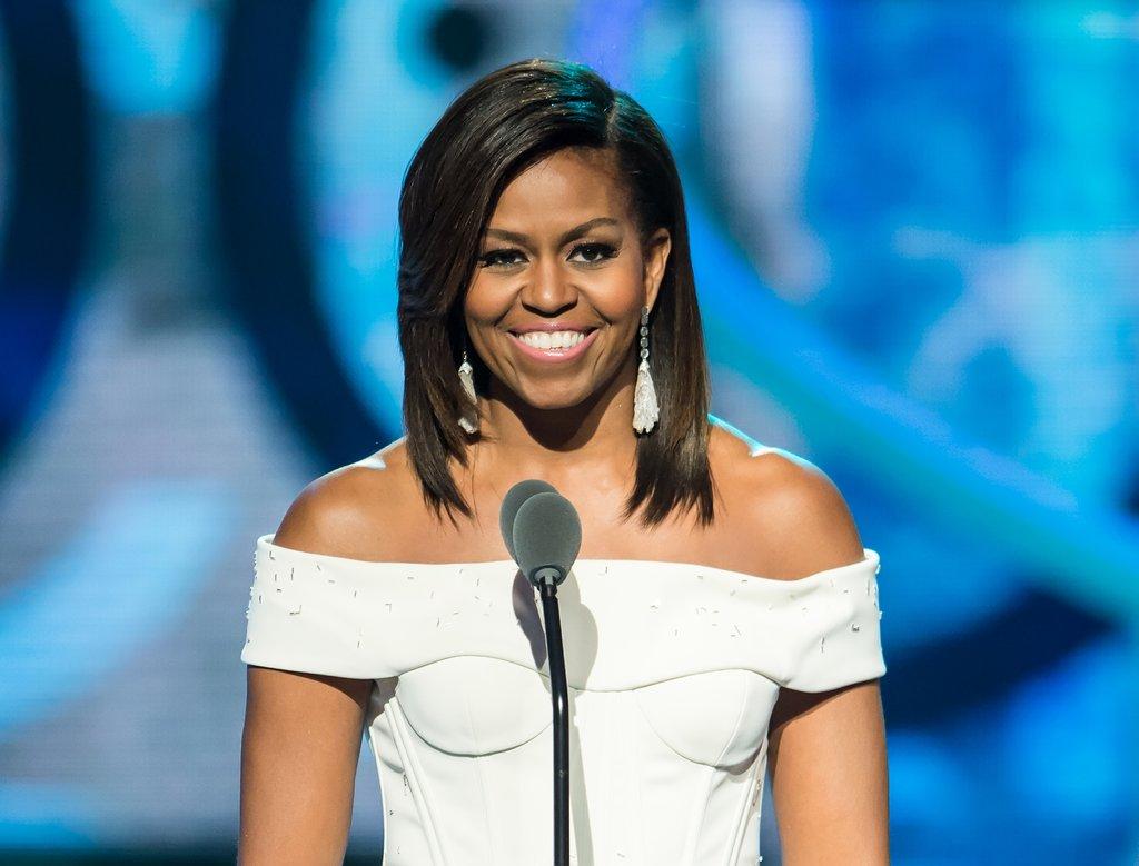 Um milhão de exemplares da obra serão doados em nome da família Obama a crianças carentes. (Getty / Gilbert Carrasquillo)