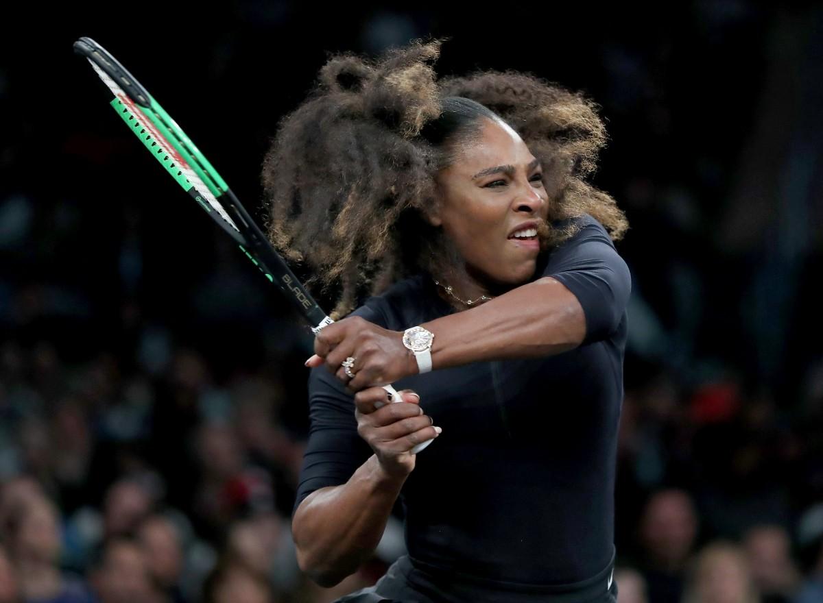 Serena disse acreditar que poderá retomar o alto nível dentro de quadra, apesar da ausência de mais de um ano das quadras (AFP)