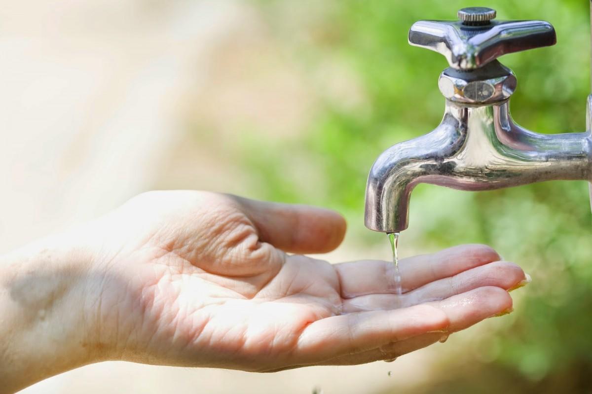 É recomendado aos moradores que façam a reserva antecipada ao período, para que não falte água. (Divulgação)