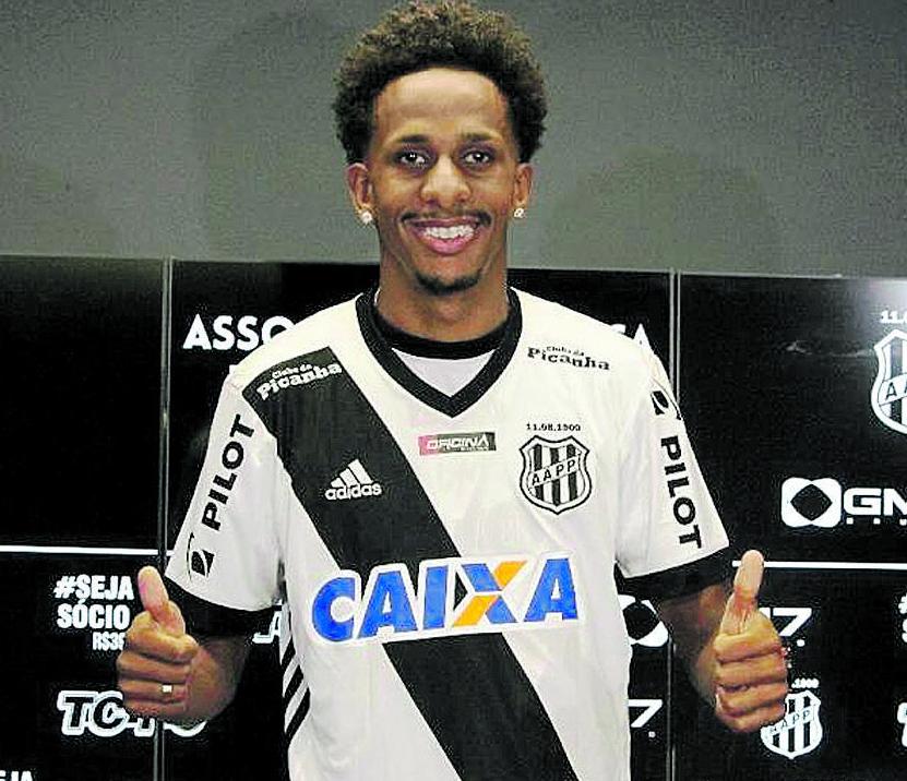 Apresentado, o volante Lucas Mineiro, de 22 anos, assinou contrato de empréstimo até o fim da temporada (Divulgação)
