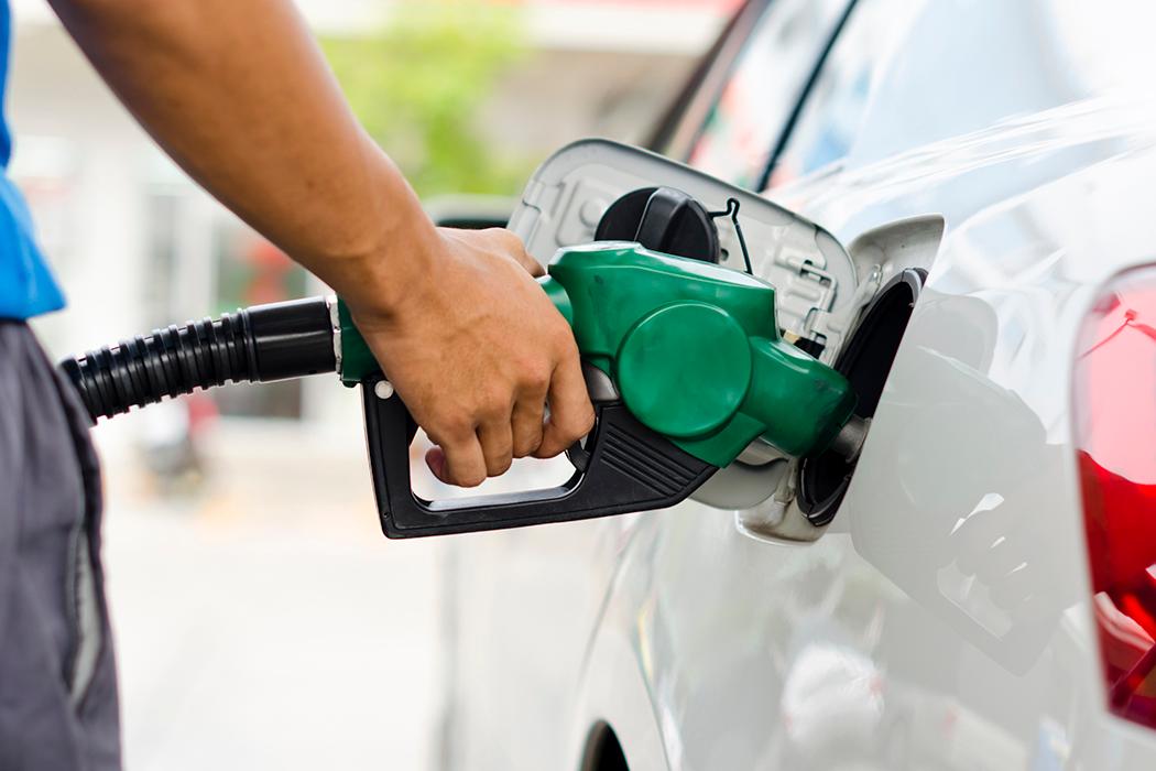 Preço da gasolina cai em 17 Estados e sobe em 9 e no DF, diz ANP. (Divulgação)