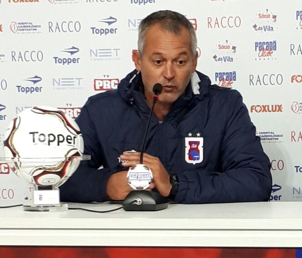 A apresentação do comandante acontece nesta segunda-feira à tarde, no estádio Brinco de Ouro (Cedoc/RAC)