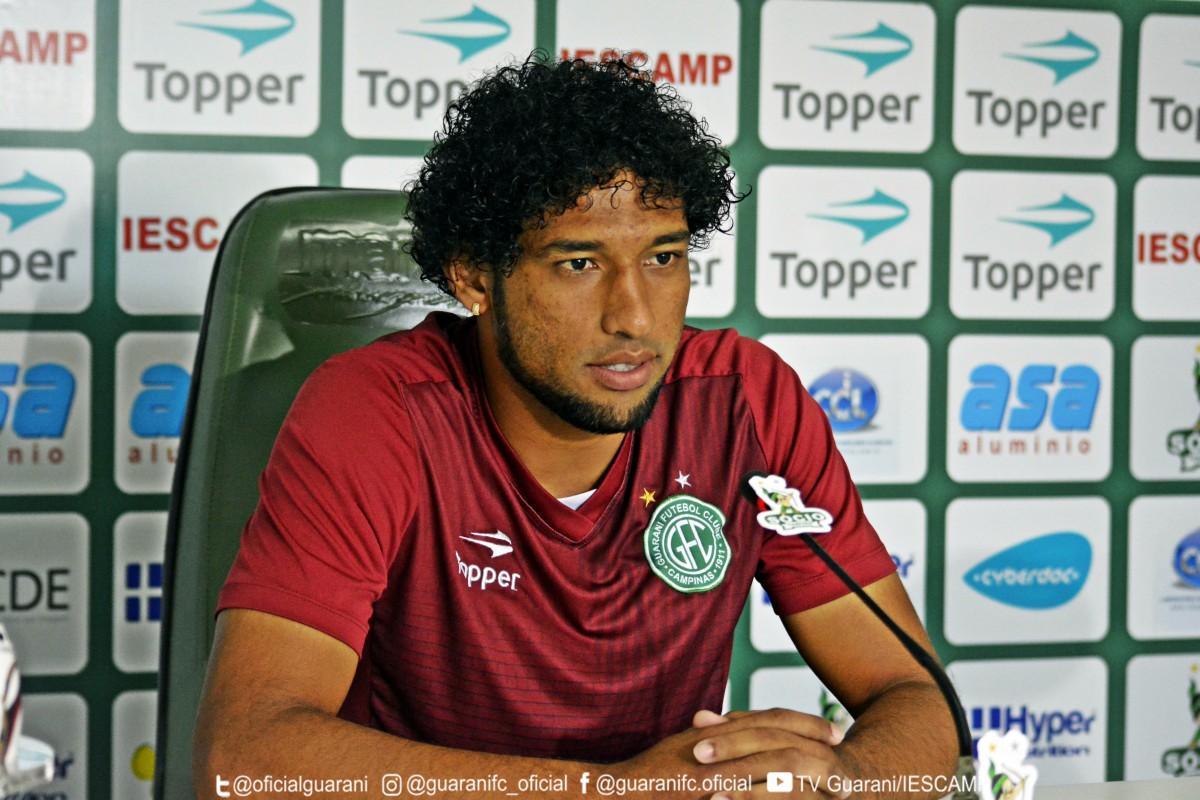 Willian Rocha não vê problema em provocar o rival: ?Tenho que continuar com a mesma alegria. É gostoso provocar, ser provocado, ver essa repercussão? (Guarani Press)