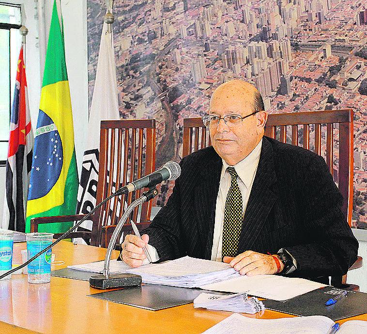 Pleito marcado para segunda-feira irá confirmar a continuidade da gestão comandada por Carnielli (Cedoc/RAC)