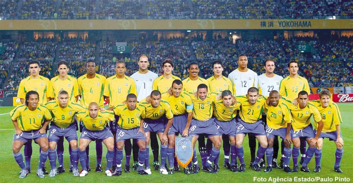 Quinze anos depois, 'armas' do penta viram relíquias dos heróis brasileiros (Divulgação)