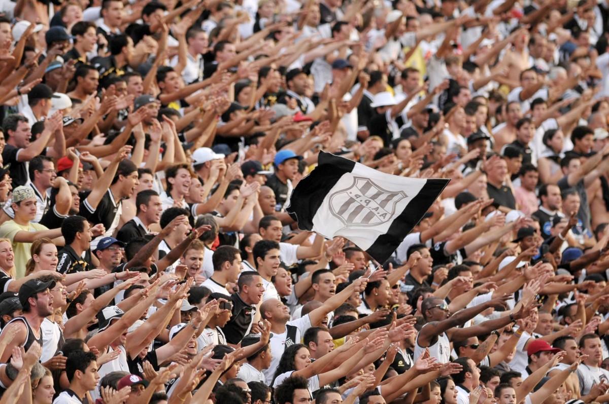  Torcida Ponte Preta (Cedoc/RAC)