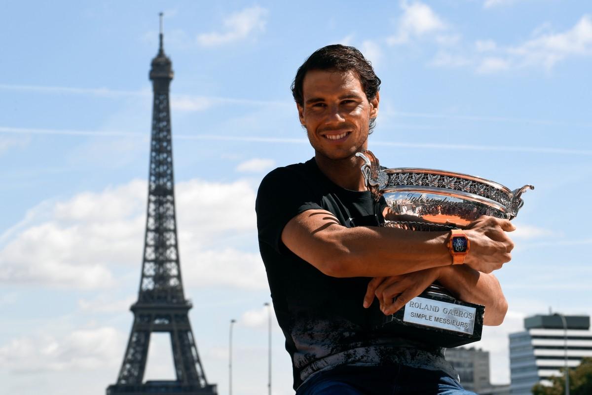 Retomando sua melhor forma técnica e física, Nadal lidera o ranking da temporada com folga (CHRISTOPHE SIMON / AFP)