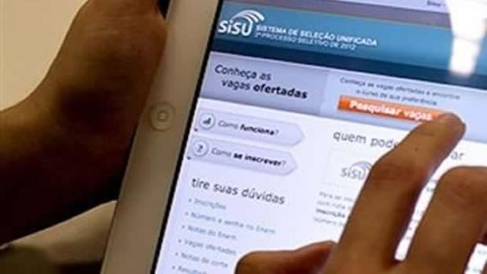 Para se inscrever, o candidato precisa ter feito o Enem 2016 e n&atilde;o ter tirado 0 na reda&ccedil;&atilde;o (  Cedoc/RAC)