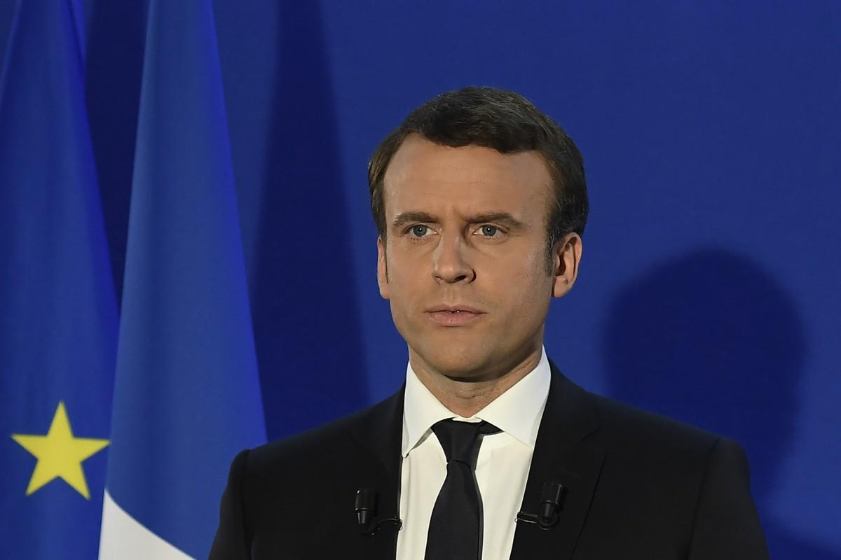 O centrista pró-europeu Emmanuel Macron, de 39 anos, foi eleito neste domingo presidente da França (Lionel BONAVENTURE / POOL / AFP)
