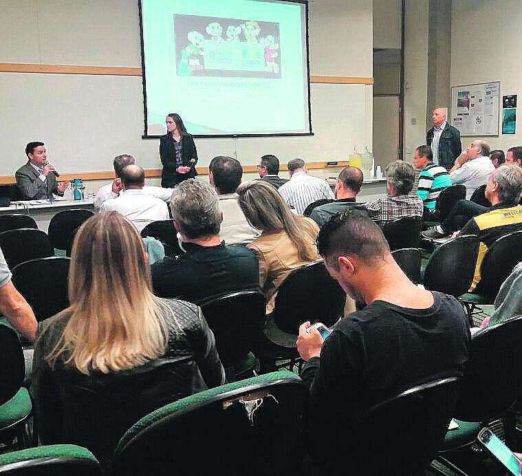 Palestra feita a empresários pelo Procon ontem; maior dúvida dos comerciantes é a respeito da garantia que tem de ser dada na revenda (Raquel Valli/AAN)