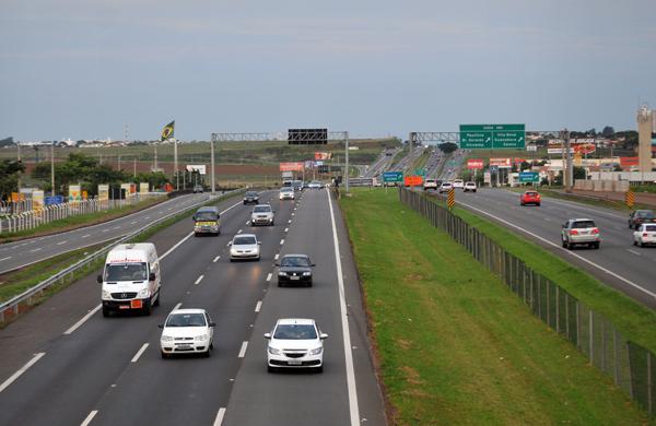 At&eacute; o fim da tarde, as pol&iacute;cias rodovi&aacute;rias estadual e federal n&atilde;o tinham divulgado balan&ccedil;os dos acidentes nas rodovias (Carlos Sousa Ramos)